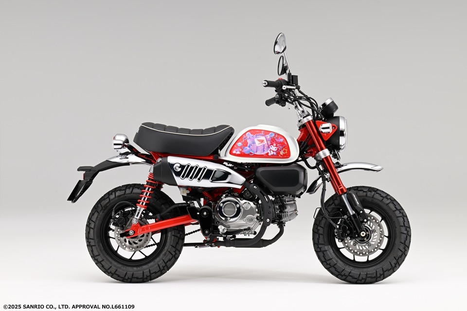 Honda × Kuromi” モンキー125用タンクサイドパネル: 純正アクセサリー