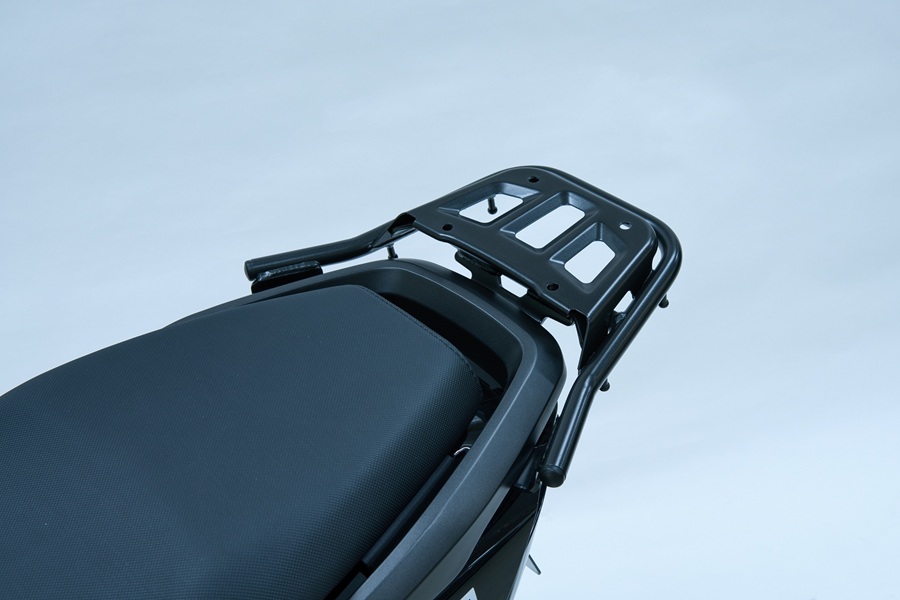 リアキャリア (ICON e:)